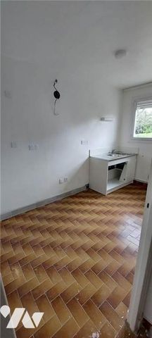 ATTENTE MANDAT MAISON INDIVIDUELLE - ROMILLY SUR SEINE - Photo 2