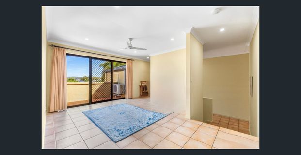 Family Home with Pool, Patio & Teen Retreat in Sought-After Arundel, Walk to AB Paterson College - Photo 1