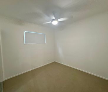 Modern Family Home in Prime Amity Narangba Location - Photo 3