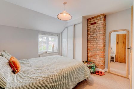 2 bedroom detached house to rent - Photo 2