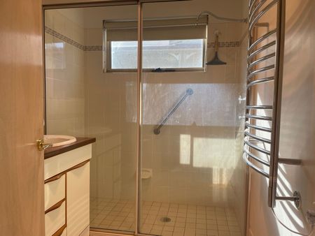 2 Bed, 1 Bath Fully Furnished Unit - Ready to Move In - Photo 4