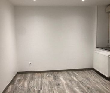 Location Appartement 3 pièces 79m² - Photo 2