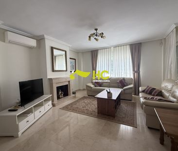 Alquiler Chalet Pareado en Casco Urbano, Villaviciosa De Odón - Photo 1