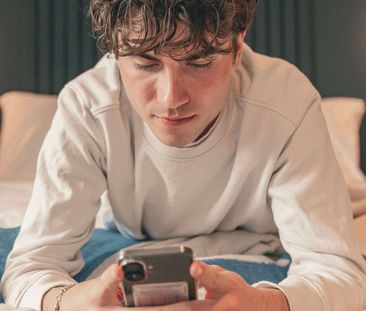 London Road Room 11 - Photo 4