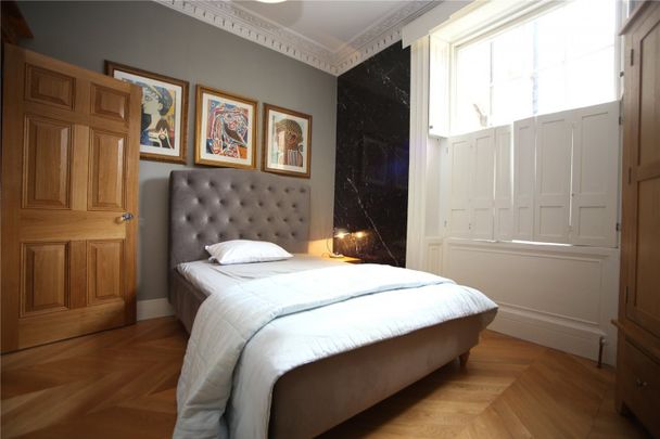 Cambray Place, - Photo 1