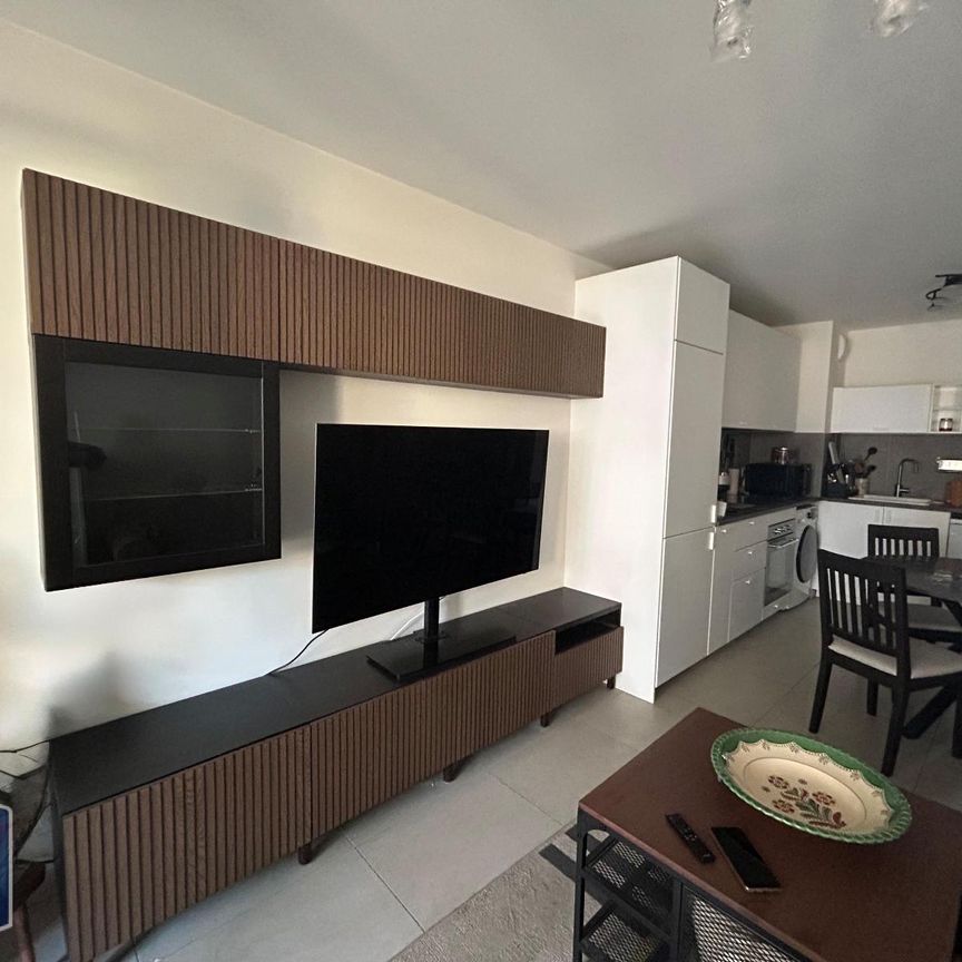 Location Appartement 3 pièces 63m² NICE 06200 - Photo 1