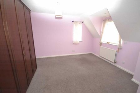 2 bedroom semi-detached house to rent - Photo 3