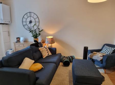 2 bedroom apartment to rent - Photo 2