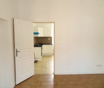 Rue de Grezan, Nîmes, T2, 500€ H.C, 33m² - Photo 5