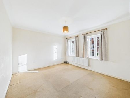 3 bedroom end of terrace house to rent - Photo 2