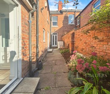 5 bedroom mid-terrace to rent Walpole Street, Chester, CH1 - Photo 3