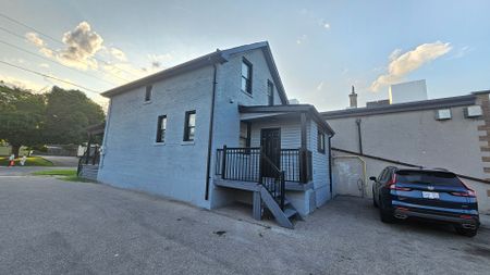 For Lease - 13 Wilson Street, Oshawa, Ontario - Photo 5