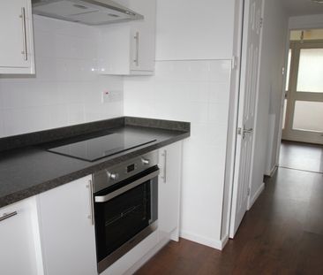 Room in a Shared House, Lichen Green, CV4 - Photo 4