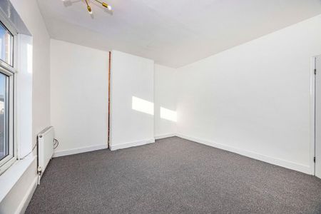 2 bedroom house to rent - Photo 2