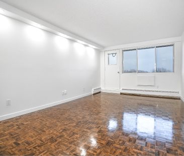 5455 Rue de Terrebonne Montréal (Côte-des-Neiges, QC H4A - Photo 1