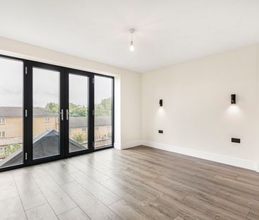 Glebe Road, London, E8 4BD - Photo 3