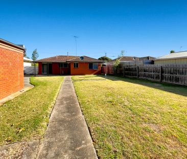 17A Westmoreland Street, St Albans Park - Photo 6