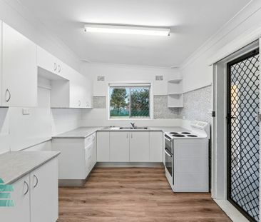 Freshly renovated family home - Photo 1