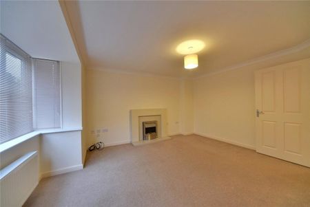 4 bedroom detached house to rent - Photo 3