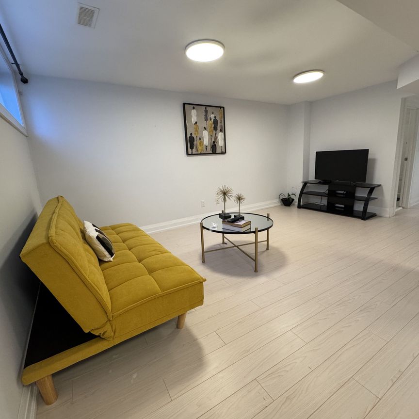 For Lease - 330 Patricia Avenue Unit# Basement, Toronto, Ontario - Photo 1