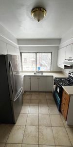 Superbe 4 ½ rénové, situé dans un immeuble tranquille à NDG - Photo 3