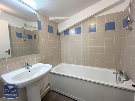 Location Appartement 1 pièce 40m² MONTAUBAN 82000 - Photo 4