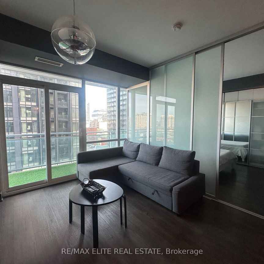 Vu Condos and Lofts - Photo 1