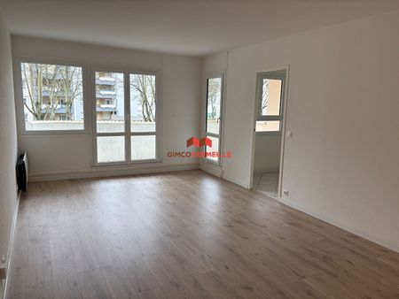 Location Appartement 4 pièces 88m² - Photo 2