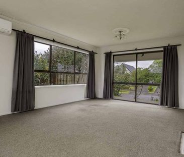 Move in ready - Photo 1