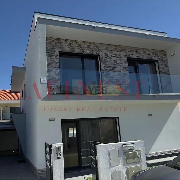 House T3 in Pontinha e Famões, Odivelas - Foto 1