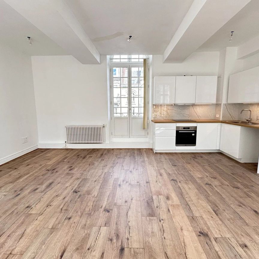 Location Appartement 4 pièces 100 m2 à Saint-Quentin - Photo 1