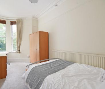 Student Apartment 5 bedroom, Broomhill, Sheffield - Photo 3