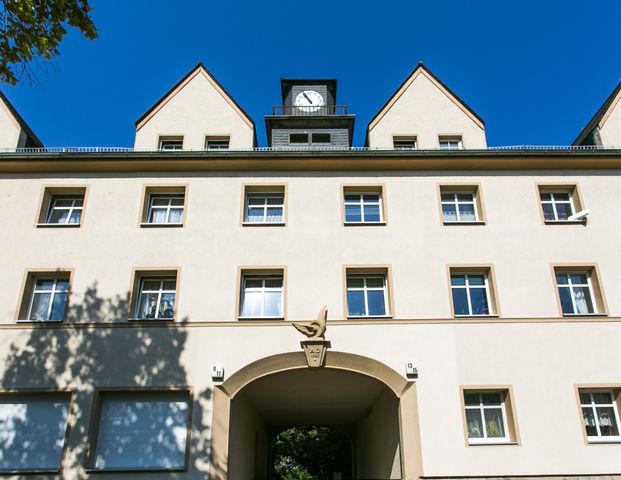 Außergewöhnliche 4-Raum-Wohnung-Erstbezug nach Komplettsanierung in Traumlage am Küchwald - Foto 1
