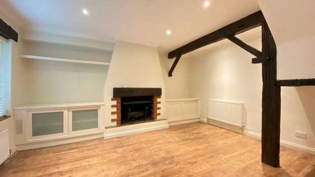 Hill Farm Road, Maidenhead, Taplow - Photo 1