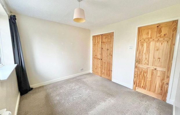 2 bedroom end of terrace house to rent - Photo 1