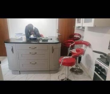 Room in a Shared House, Church Road, CR0 - Photo 4