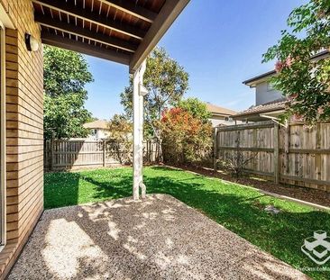 Townhouse available 600pw - Photo 2