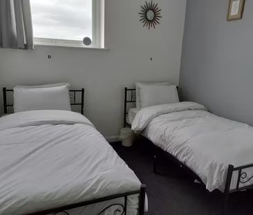 3 Bed Flat, The Study, M6 - Photo 5