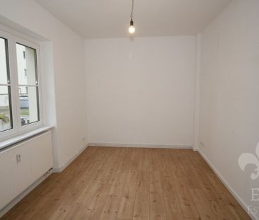 Ruhige 2 Raum-Single-Wohnung im Erdgeschoss mit Einbauküche, Balkon... - Photo 6