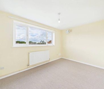 2 bedroom maisonette to rent - Photo 5