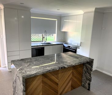 Spacious Family Home in a Great Location - Photo 5