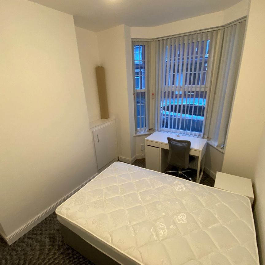 3 Bed Terraced House, Blandford Road, M6 - Photo 1