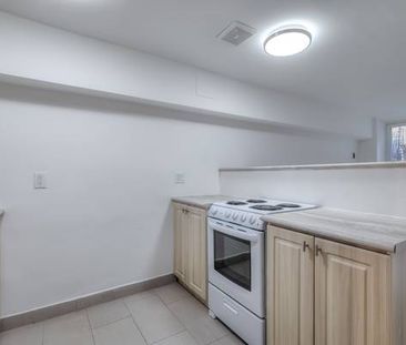 181 GERRARD ST. E. #103 - RENOVATED 1BED/1BATH, STEPS TO TTC! - Photo 2