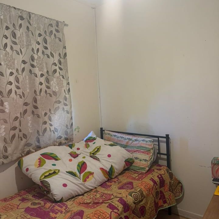 Room in a Shared House, Walthamstow, E17 - Photo 2