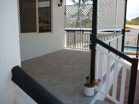 72 Hooper Street, Belgian Gardens, QLD 4810 - Photo 2