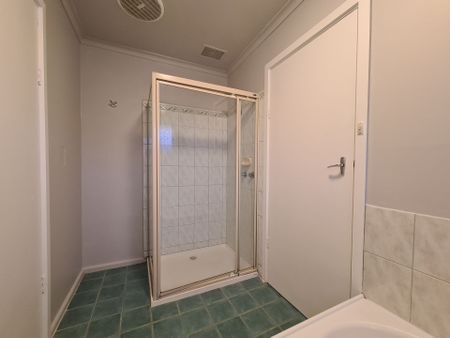 Perfect Home in Great Location - Photo 5