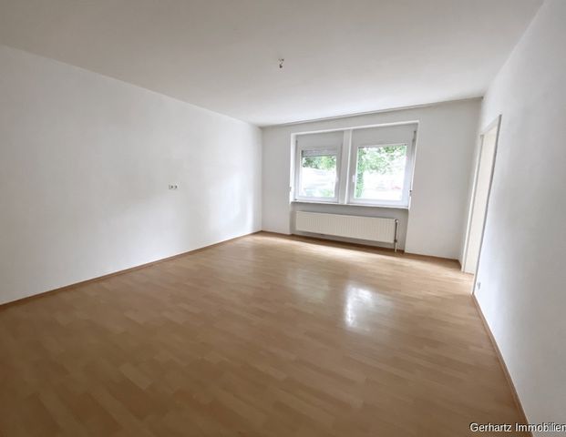 Schöne 2-ZKB-Wohnung im Hochparterre in ... - Foto 1