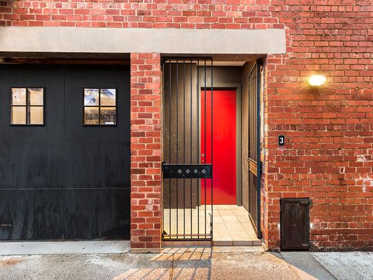 Stunning New York style Warehouse Conversion - Photo 1