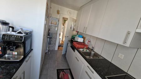 4.5 Zimmerwohnung an zentraler Lage zu vermieten! - Photo 5