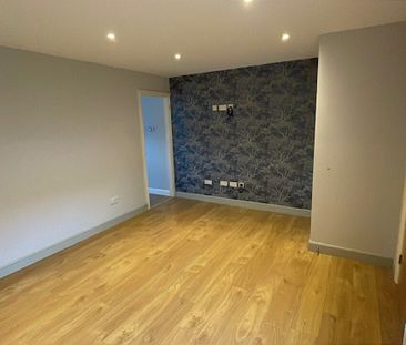 Hopgood Close, Devizes - Photo 5